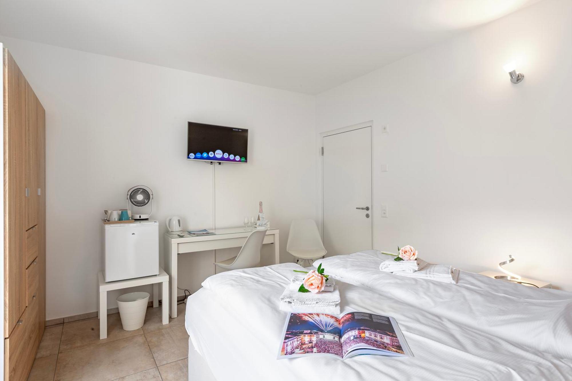 Residenza La Serenata - Happy Rentals Cavigliano Bagian luar foto